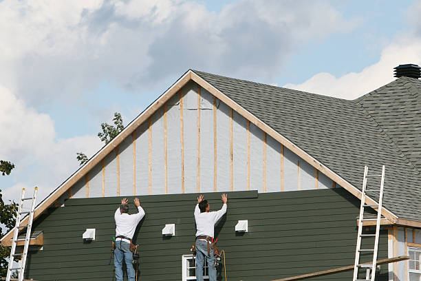 Professional Siding Contractor technician working in Melrose Park, IL
